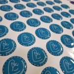 Dome para producto circular personalizado con logo — PinsPro Chile