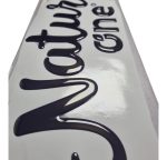 Dome adhesivo de resina epóxica rectangular personalizado con logo — PinsPro Chile
