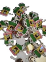 Pin con base acrílica troquelado a la forma del logo — PinsPro Chile